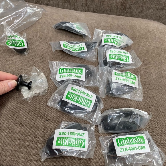 NEW - Lot of 10 GlideRite Metal Cup Pulls + 2 matching Knob Pulls Glide Rite - Picture 2 of 5